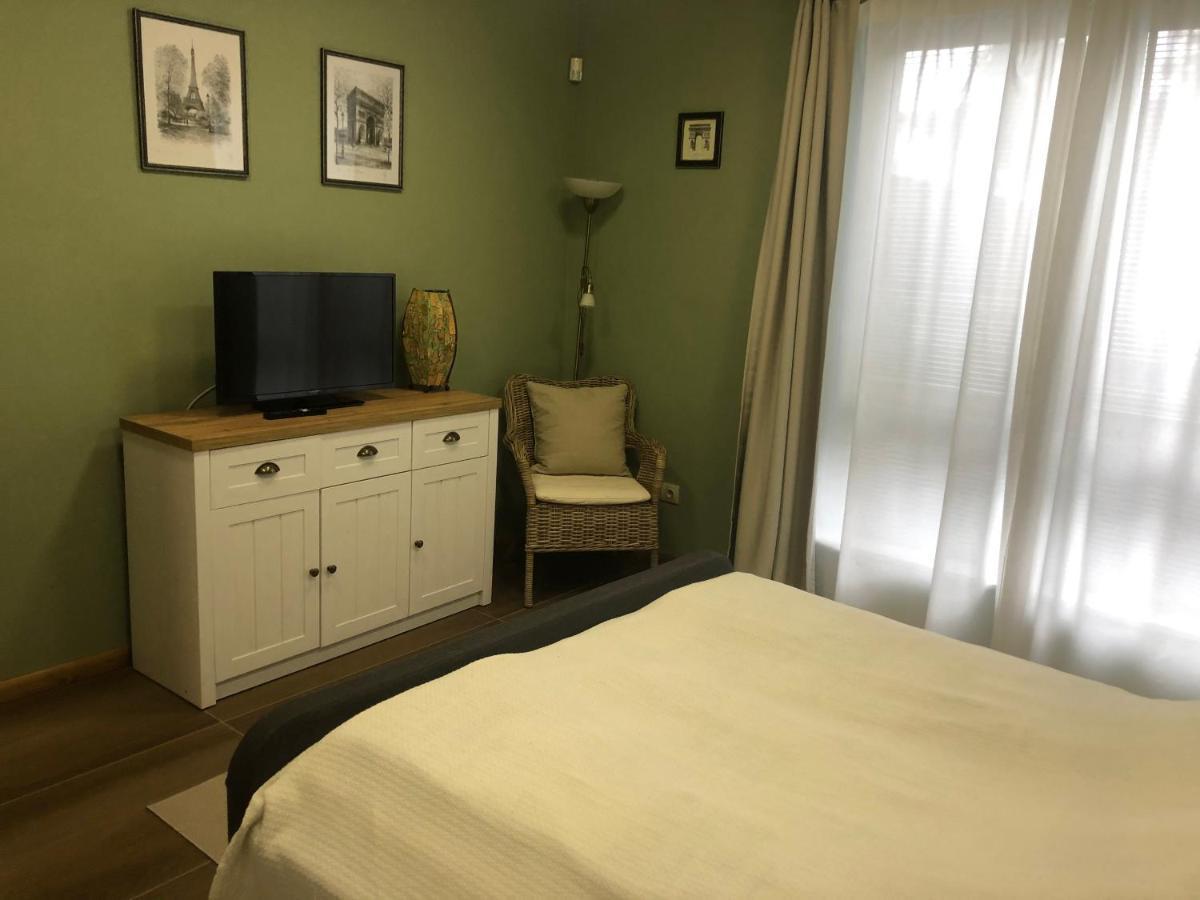 Galeria Apartmanhaz * קסזטלי